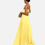 Vestit Maxi amb Coll Halter Plisat i Detall d'Espatlla Descoberta
