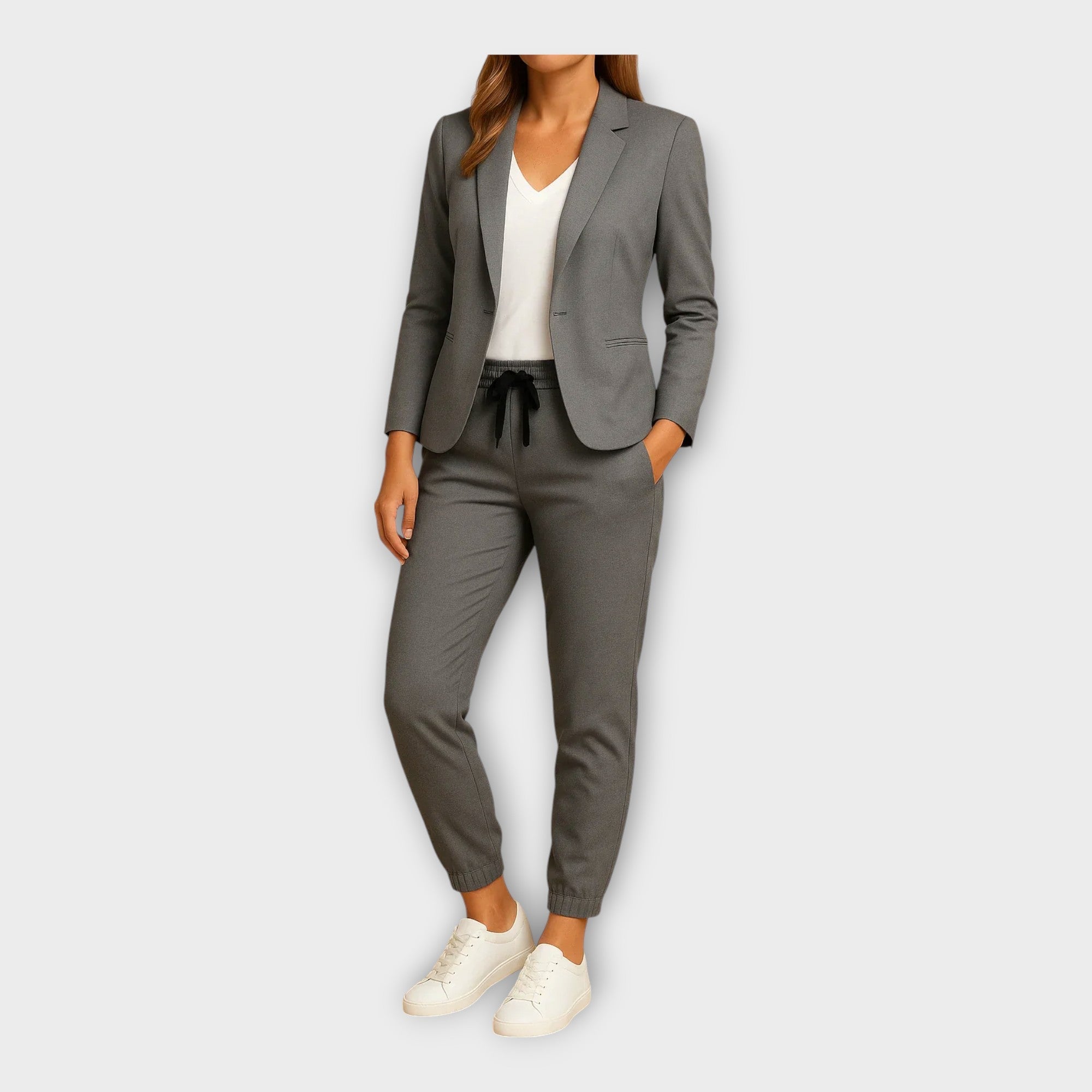 Nikol - Vestit de dona amb jaqueta i pantalons jogger