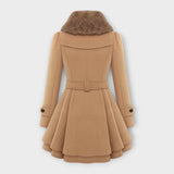 Ema - Abric Elegant amb Coll de Minky
