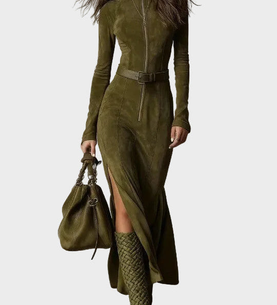 Adrianna - Vestit maxi de gamusa marró amb cinturó i cremallera