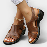 Sandàlies de cuir estilitzades